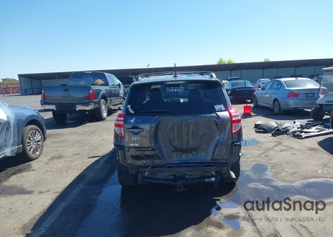 2011 Toyota Rav4 Sport V6 from USA, damaged, VIN 2T3WK4DV0BW010026